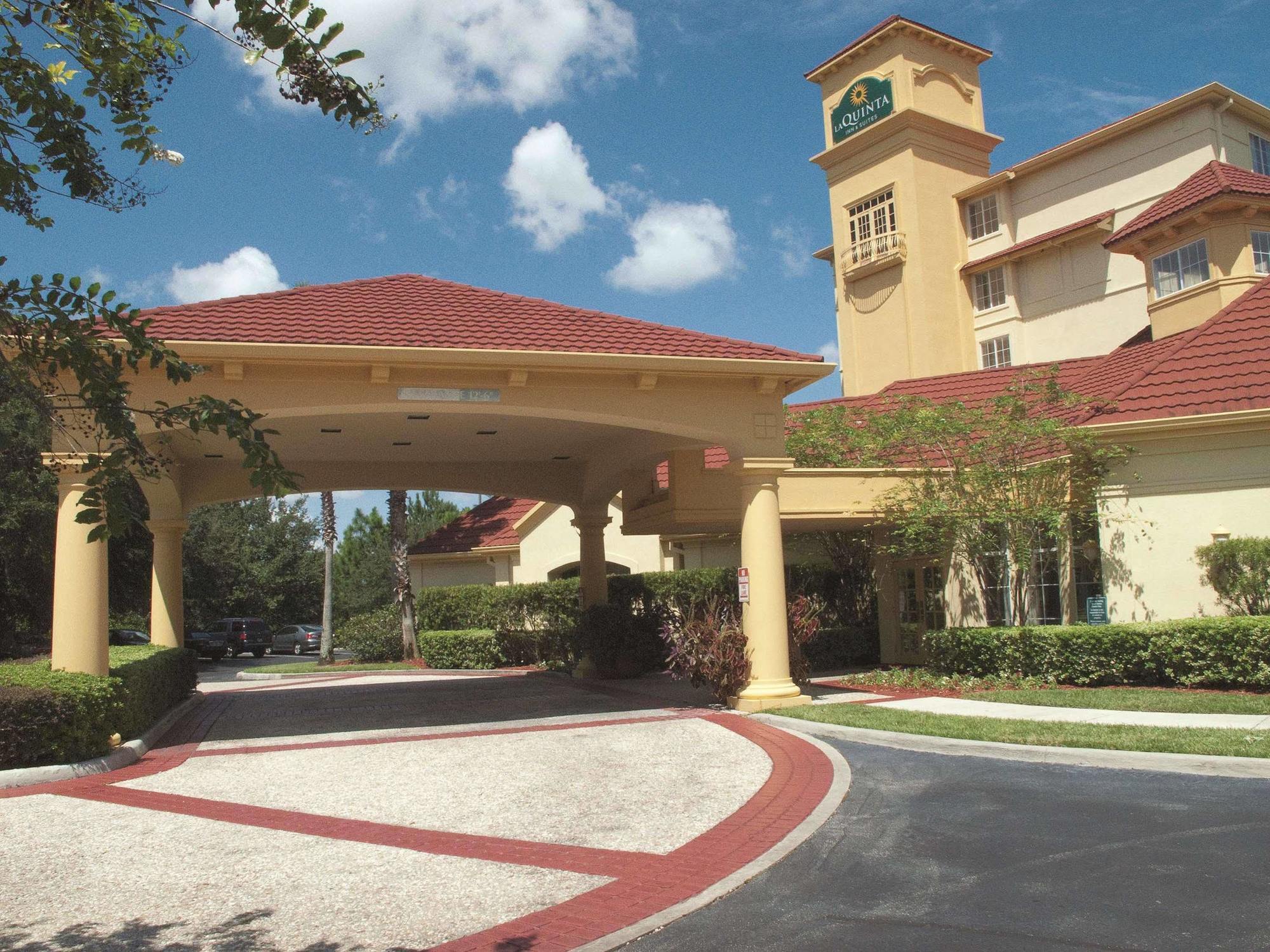 La Quinta By Wyndham Orlando Ucf Hotel Exterior photo